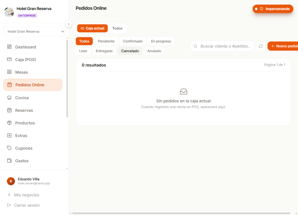 Pantalla de pedidos online con tarjetas agrupadas por estado